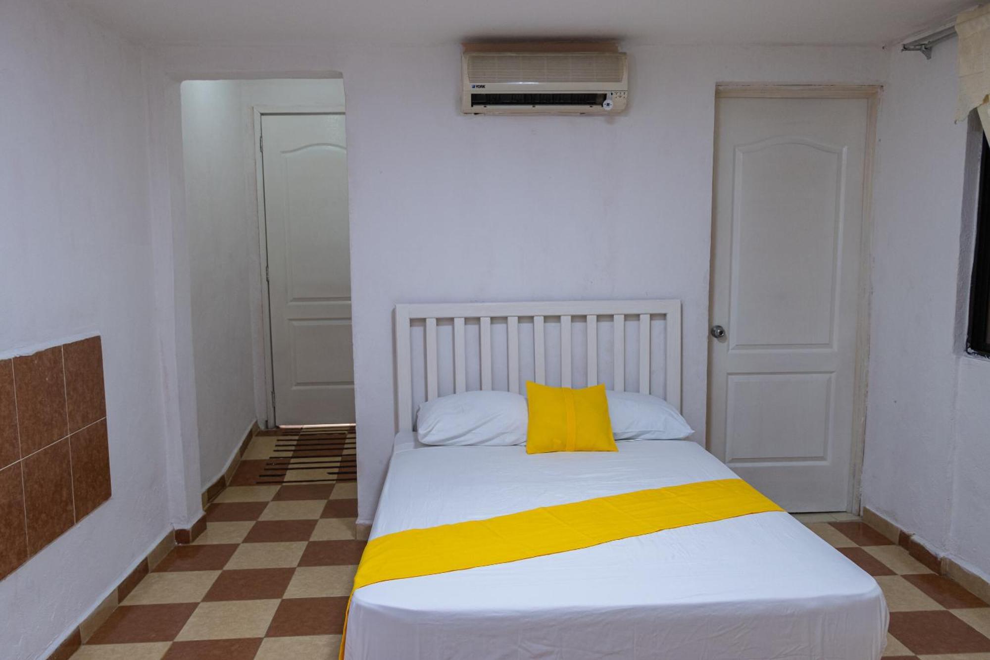 Oyo Hotel Marias,Aeropuerto Internacional De Четумаль Екстер'єр фото