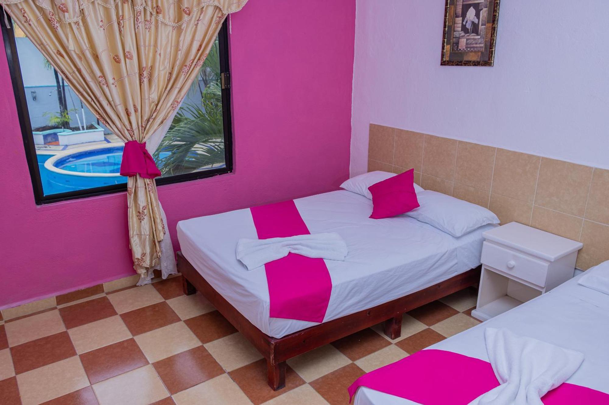 Oyo Hotel Marias,Aeropuerto Internacional De Четумаль Екстер'єр фото